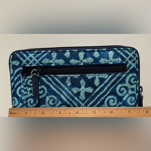 VERA BRADLEY Cuban Tiles Turn Lock Wallet - Picture 6 of 11